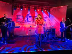 Excess på Hallunda Folkets Hus 